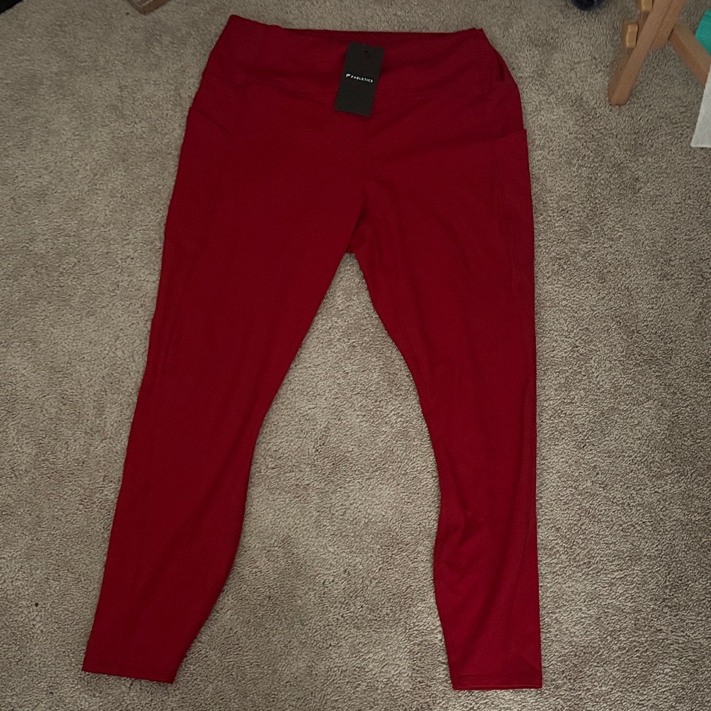 NWT Pureluxe Fabletics Red Women's Stretch workout Pants